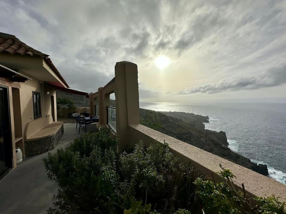 Villa Peaceful Oasis With Magical Sea Views And A Pool Santa Cruz de Tenerife Exterior foto